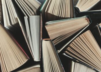 Living with the End in Mind: How the Bible Uses Death to Teach Life’s Greatest Lessons