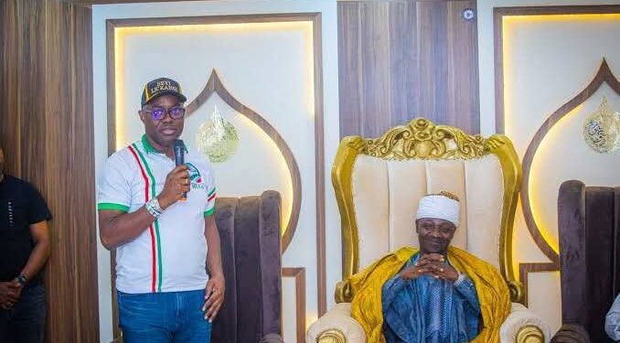 Makinde Advocates Peaceful Coexistence, Gifts Grand Chief Imam of Ogbomosoland a Brand-New Car