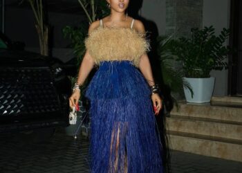 Breaking Societal Norms: The Unapologetic Journey of a Single Woman at 40