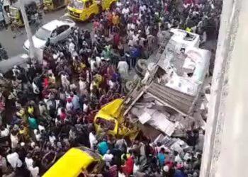 Tragedy in Lagos: Lorry Plunges Off Agege Bridge Onto Commercial Bus (Photo+Video)