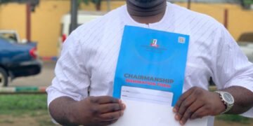 Hon. Wasiu Adisa Akinsimoyin Babatunde Picks Nomination Form, Declares Readiness to Serve Eti-Osa with Humility