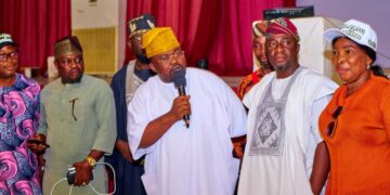 Ajadi Attends Ibadan Monarch’s Books, Film Launch on Ibadan Hegemony, Donates Funds