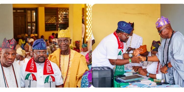 Oyo 2027: Ajadi Visits Ibadan Mogajis, Donates Funds for Building Project