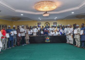 Opinion: Why APC May Lose Lagos From Within