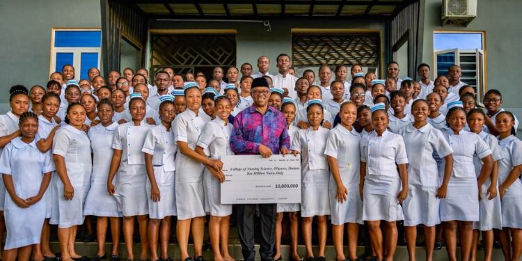 Peter Obi Donates Another ₦10m to Ibadan Nursing College